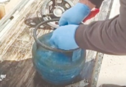 Ekonomik kriz derinleşiyor: 'Yarım tüp yok mu diye soruyorlar'