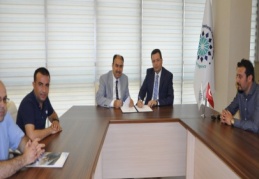 Ekonominin doğru yönlendirilmesi noktasında rehberlik yapıyoruz