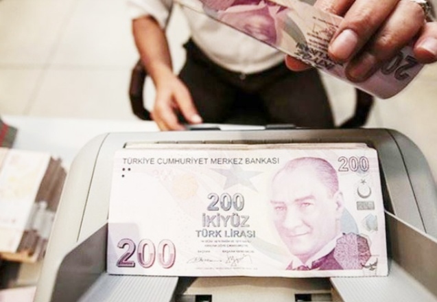 Ekonomiye güven tepetaklak oldu
