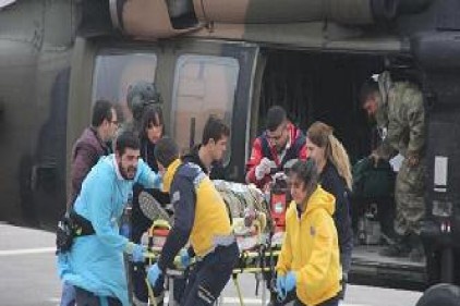 El Bab operasyonunda yarlanan 2 asker Gaziantep&#039;e getirildi
