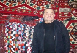 El dokuması kilim de teknolojiye yenik düşenlerden...