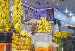 El yapımı doğal sıkma meyve suları tercih ediliyor