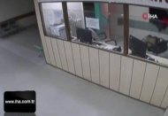 Elazığ depreminin şiddeti hastanedeki kameralara böyle yansıdı