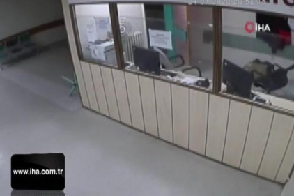 Elazığ depreminin şiddeti hastanedeki kameralara böyle yansıdı