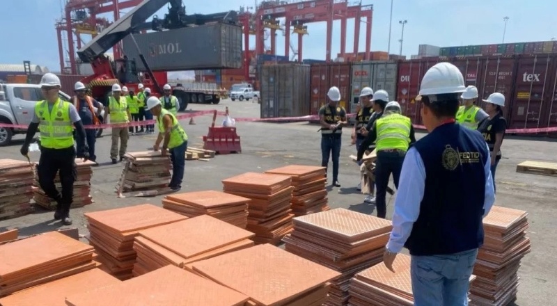 Ele geçirilen 2,3 ton kokain Türkiye'ye gönderilecekti