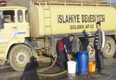 Elektrik borcunu ödemeyen 35 köy susuz kaldı