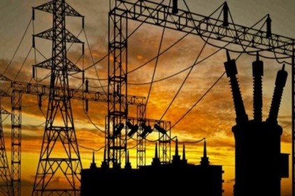 Elektrik dağıtımda 3 mesleğe belge zorunluluğu getirildi