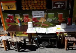 Elektrik kesintisi esnafı isyan ettirdi