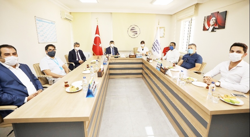Elektrik Mühendisleri Odası’nı ziyaret ettiler
