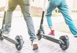 Elektrikli bisiklet ve elektrikli scooterlara standart getirilecek