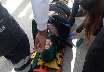 Elektrikli bisiklet yayaya çarptı