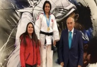 Elif Küçükarslan büyükler 48 kiloda Türkiye Şampiyonu