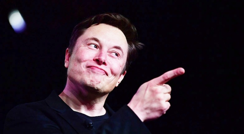 Elon Musk: İnsanlar 4-6 yıl içinde Mars'a seyahat edebilecek