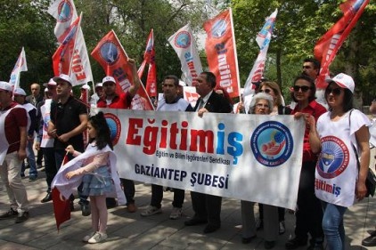 Emekçiler, verimlilik ve milli gelir artışından pay alamıyor