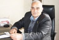 Emekli, hayatını kuru ekmek yiyerek sürdürüyor
