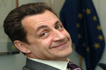 Emekli Sarkozy İngilizce öğreniyor