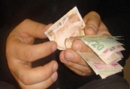 Emekliler hükümetten bayram ikramiyesi istiyor