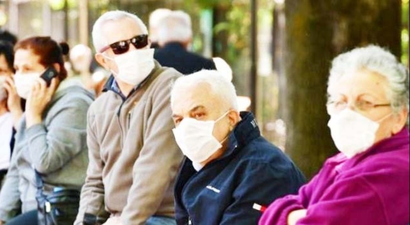 Emekliler kazanılmış haklarını yitiriyor: 'Zorunlu ihtiyaçları karşılayamaz olduk'