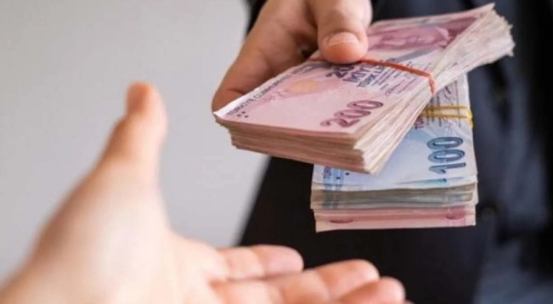 Emeklilerin maaş ve ikramiye tarihleri belli oldu