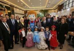 Emine Erdoğan hanımefendi, Şahinbey Belediyesi’nin stadını ziyaret etti