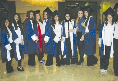 Emine Nakıboğlu Koleji, 13. dönem mezunlarını uğurladı