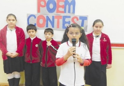 Emine Nakıboğlu’nda İngilizce şiir okuma yarışması