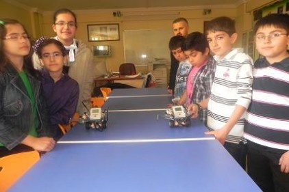 Emine Nakıboğlu&#8217;nda &#8216;Robotik Laboratuvarı&#8217; Kuruldu