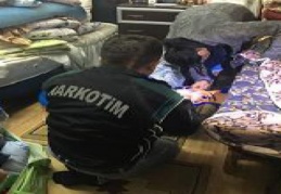 Emniyet Genel Müdürlüğü’nden uyuşturucu tacirlerine darbe