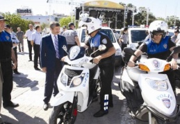 Emniyet müdürlüğüne 116 araç hibe edildi