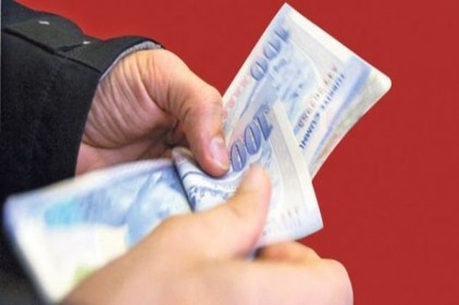 En fazla maaş zammını &#8220;hızlı  tüketim&#8221; sektöründe çalışanlar aldı
