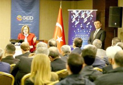 En önemli problemlerimizden birisiistihdama katılımın kalifiye olmaması