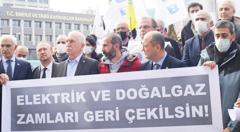 Enerji Bakanlığı önünde elektrik ve doğalgaz protestosu