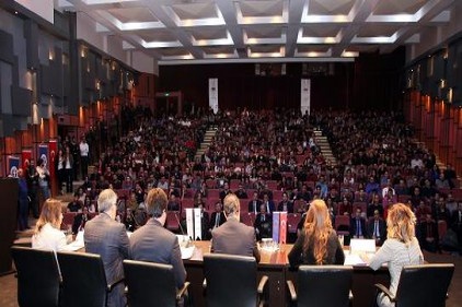 Enerji konusundaki savaş devam ediyor