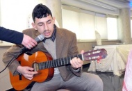 Engelinden kurtularak normal bir yaşam sürmeye başladı