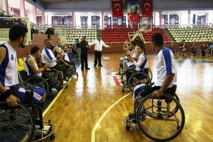 Engelli basketçiler ilk yarıyı 5. Sırada tamamladı