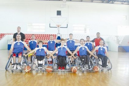 Engelli basketçiler şampiyon oldu
