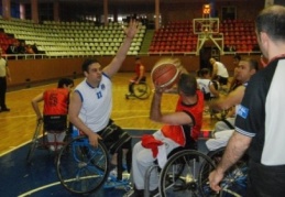 Engelli basketçilere yönetimden tam destek