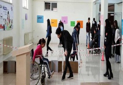 Engelli kardeşlerimizi anlamak için empatiyi kurmamız gerekiyor