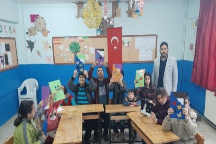 Engelli öğrencilerin karne sevinci