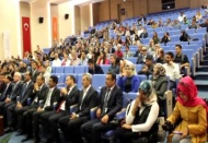 Engelli şovmen Ayhan Yarıcı’dan tek kişilik komedi gösterisi