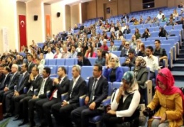 Engelli şovmen Ayhan Yarıcı’dan tek kişilik komedi gösterisi 