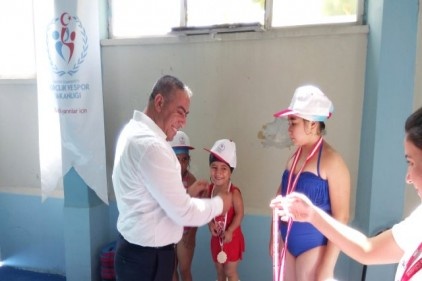Engelli sporcular, engelsiz yüzdü