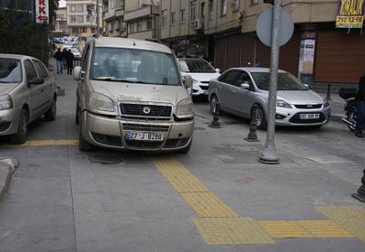 Engelli vatandaşa şoför engeli