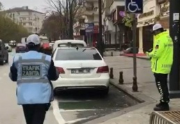 Engelli yerlerine park edenlere ceza yağdı