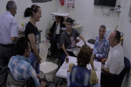 Engelliler hem çalışıyor hem de sosyalleşiyor
