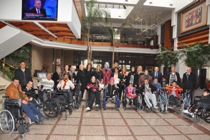 &#8220;Engellilerimiz için bir tekerlekli sandalye tıpkı bir ayakkabı gibidir&#8221;