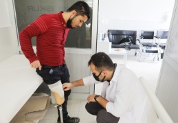 Engellilerin yaşam kalitelerini artırıyor, yüzlerini gülümsüyor