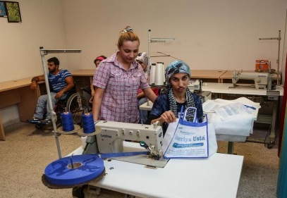 Engellilerin yaşama tutunmasının yolu açılıyor