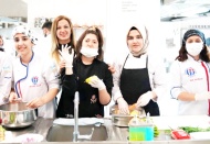 Engelsiz bireylerle yemek ve piyaz hazırladılar