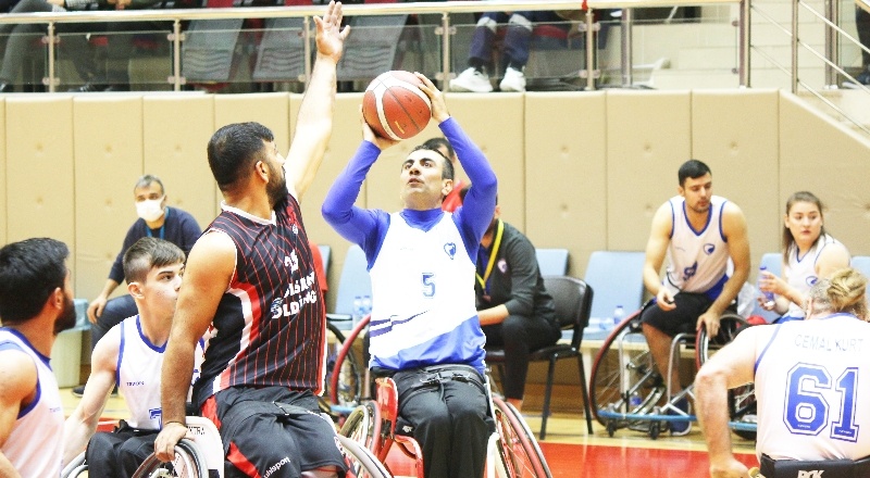 Engelsiz Gaziantep SK ile oynadığı mücadeleyi 77-19 kazandı